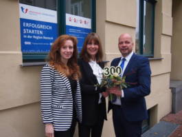 Dr. Müller-von Wrycz Rekowski and the consultants Anne Wilde & Yvonne Hennebach